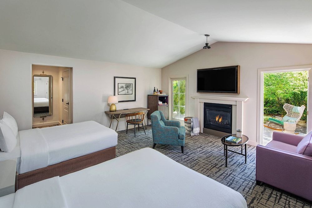 Junior Suite, 2 Double Beds, Non Smoking (Fireplace)