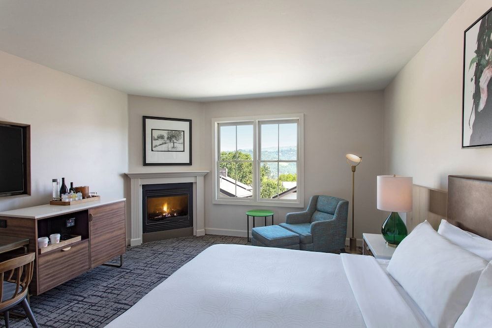 Room, 1 King Bed, Non Smoking