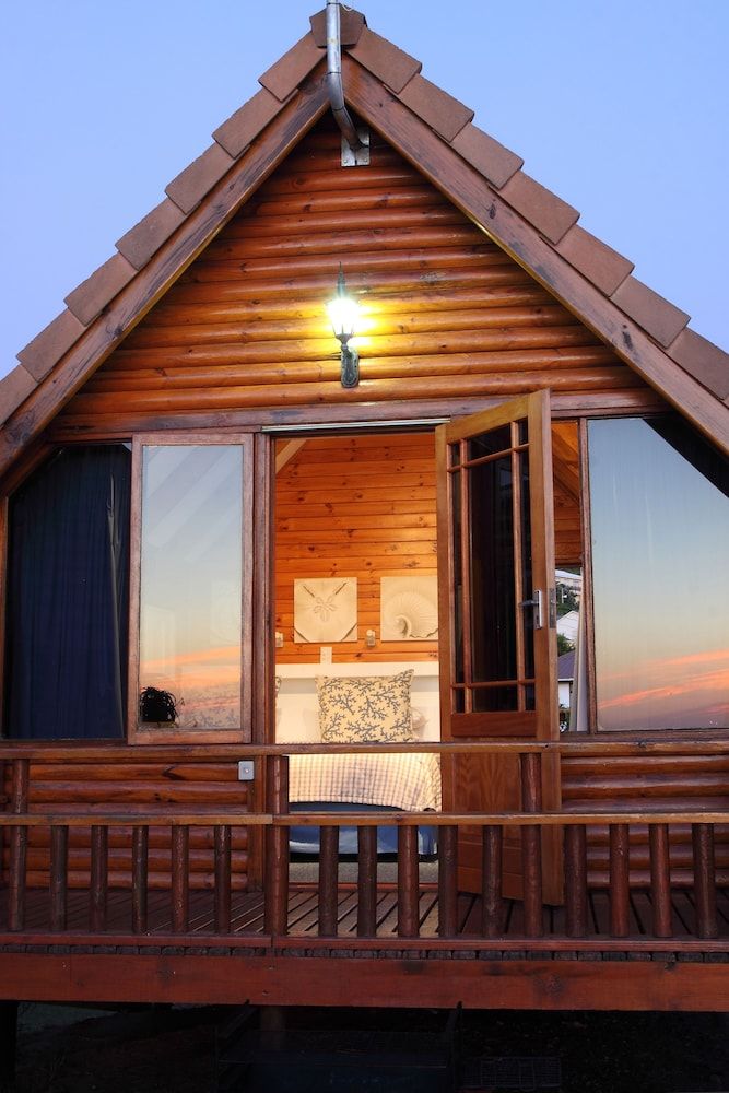 undefined Brenton On Sea Cottages 9