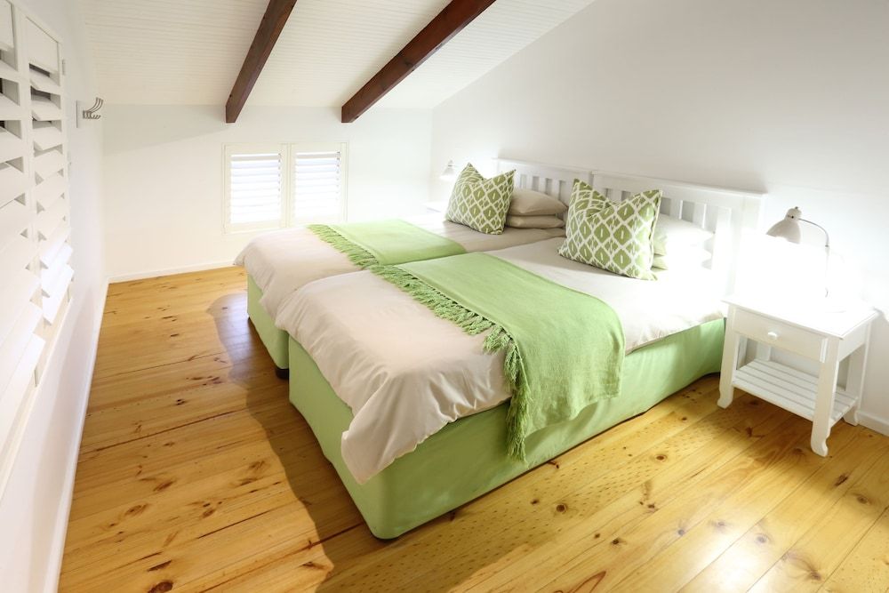 undefined Brenton On Sea Cottages 4