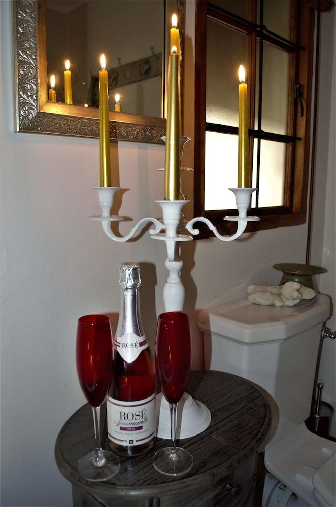 79 On Ridge BNB Luxury Suite, 1 Bedroom 19