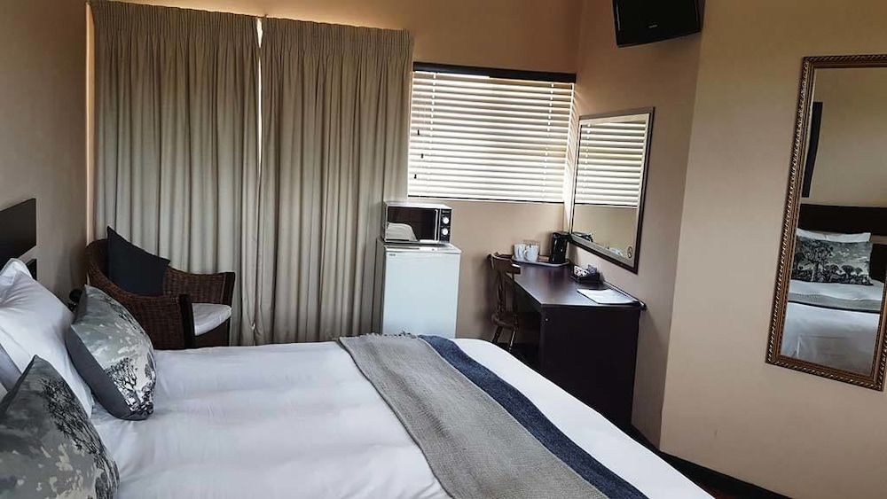 Family Room, 1 Bedroom