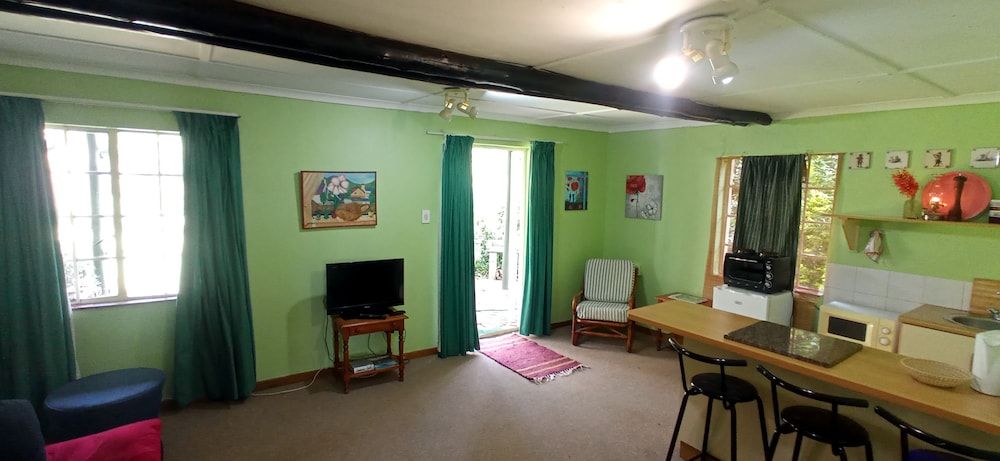 Millgate Cottage Kimmeridge Suite 7