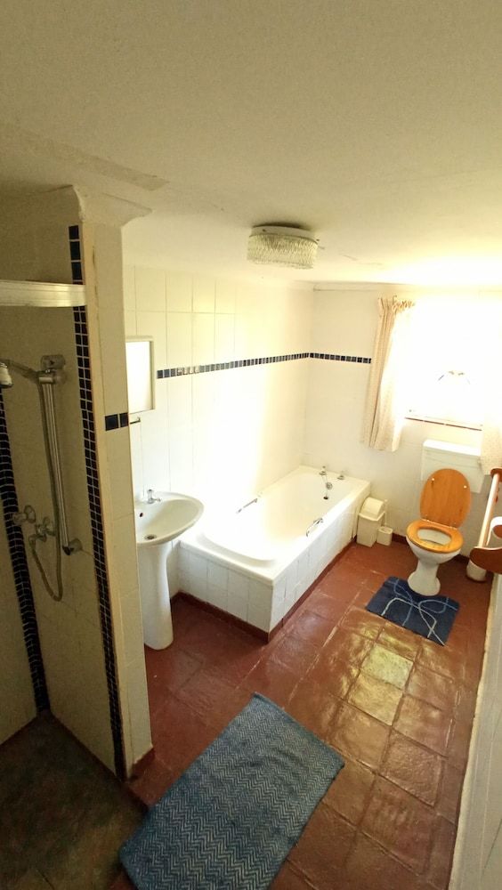 Millgate Cottage Kimmeridge Suite 5