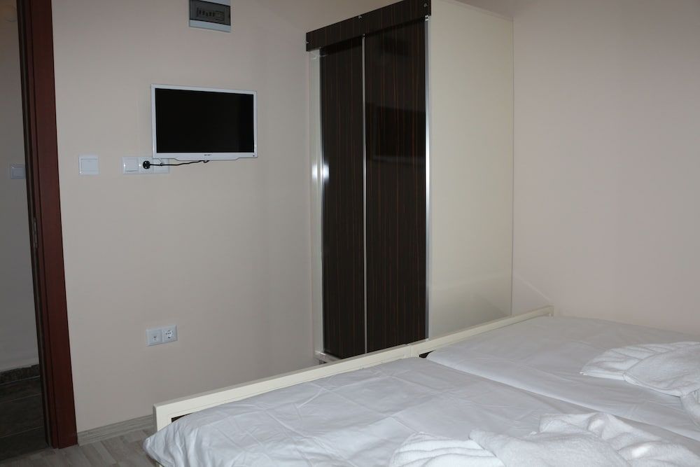 Beyoglu Huzur Hotel Standard Twin Room 7