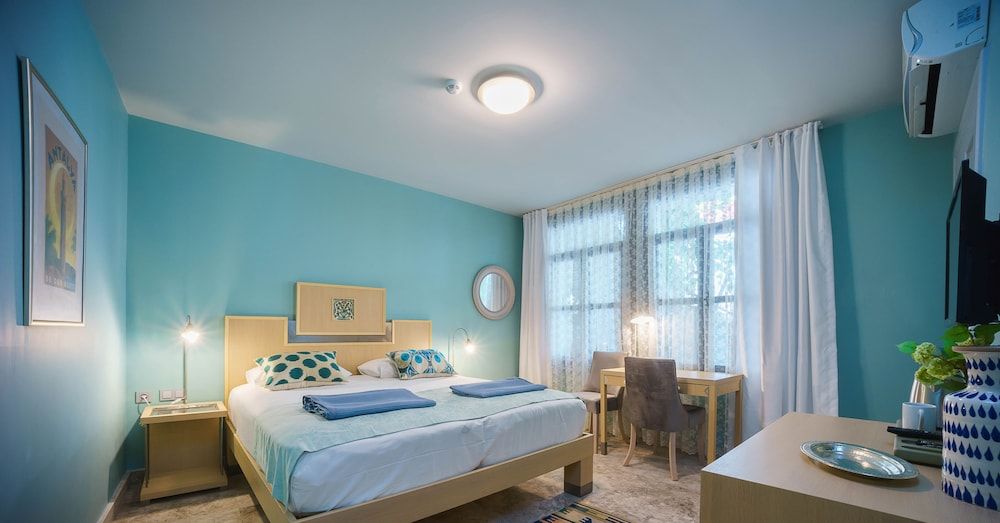 Delight Deluxe Hotel Standard Double Room