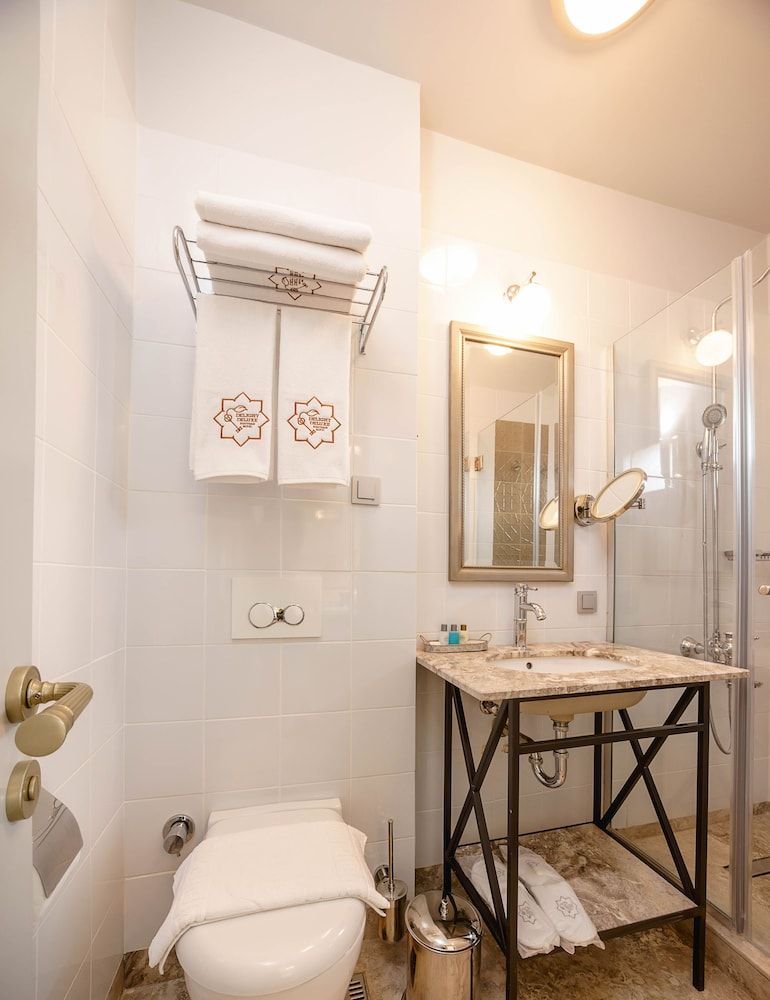 Delight Deluxe Hotel Standard Double Room 46