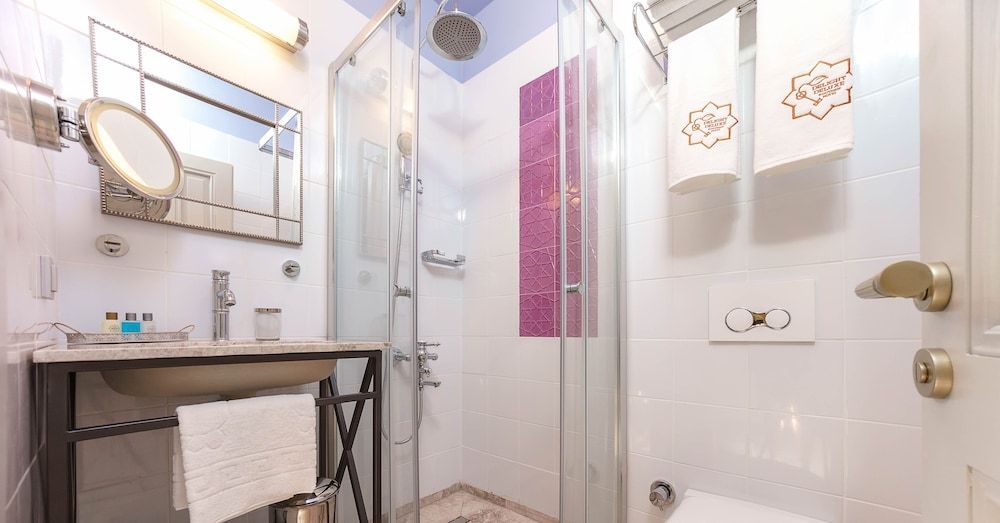 Delight Deluxe Hotel Standard Double Room 40