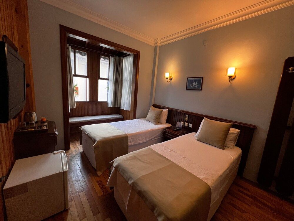 Denizci Hotel Classic Twin Room 4