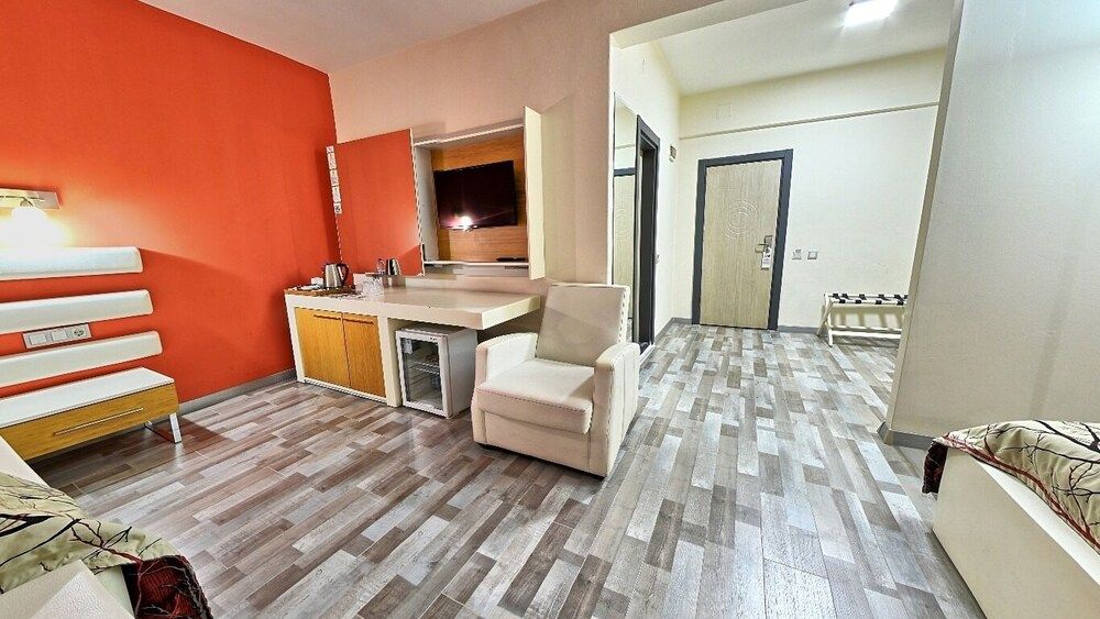 Corum Buyuk Otel Standard Room 6