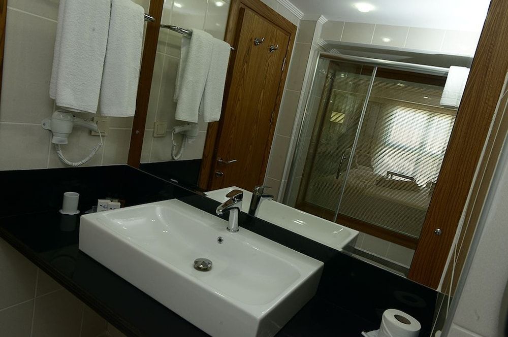 NK Hotel Standard Room, 1 Double or 2 Twin Beds 17