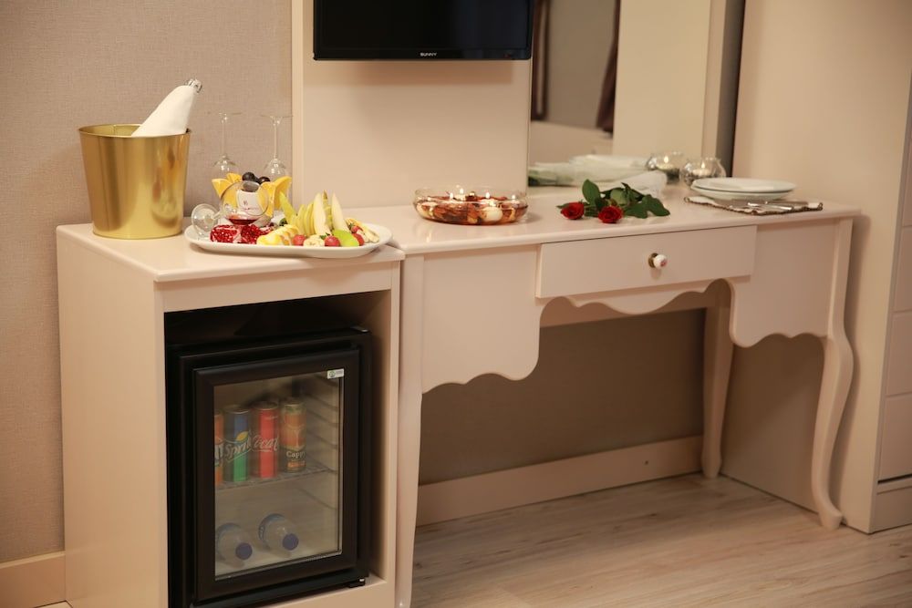 undefined Pelican House Hotel 8