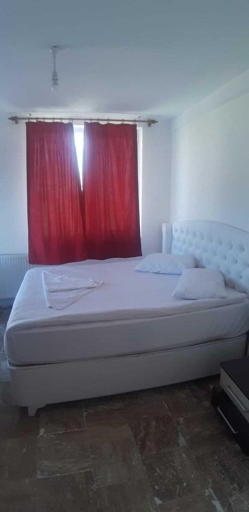 Urgup Apartments Standard Twin Room, 1 Bedroom, Smoking, Garden Area 2