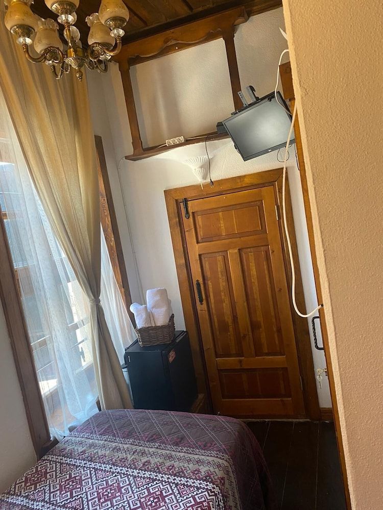 Aristonicus Boutique Hotel Standard Single Room 3