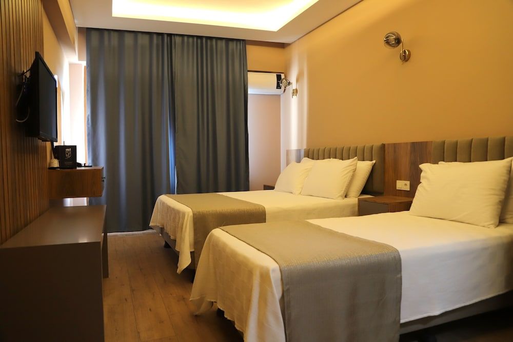 Otel 57 Deluxe Room 7