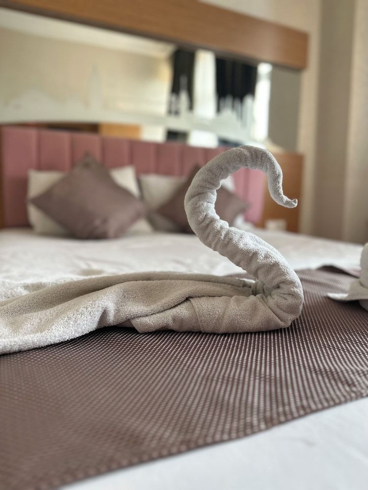 undefined Divas Silver Hotel 10