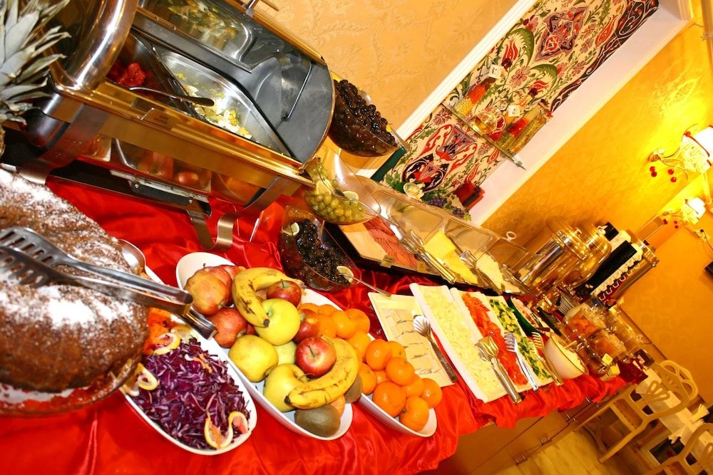 undefined Divas Silver Hotel 6