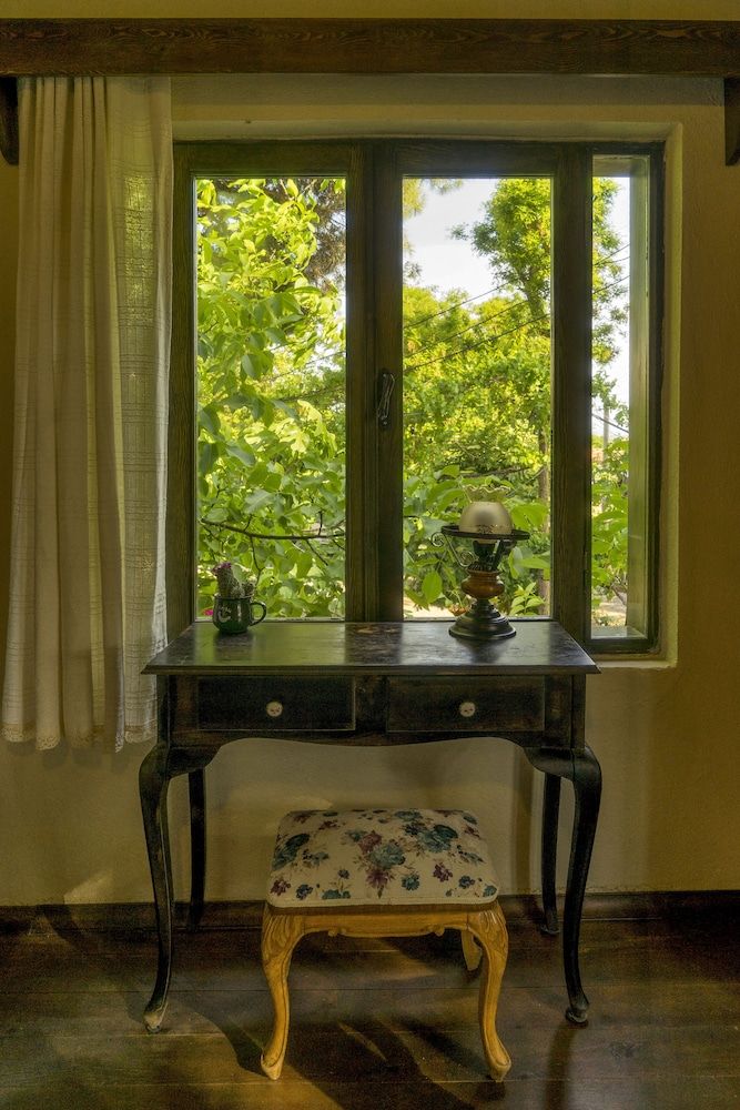 Elaia Hotel Double or Twin Room, City View 3