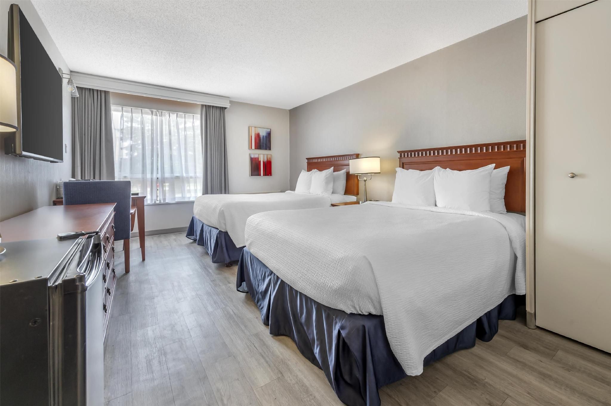 Best Western Hotel Brossard 2 Queen Beds, Nonsmoking, Second Floor