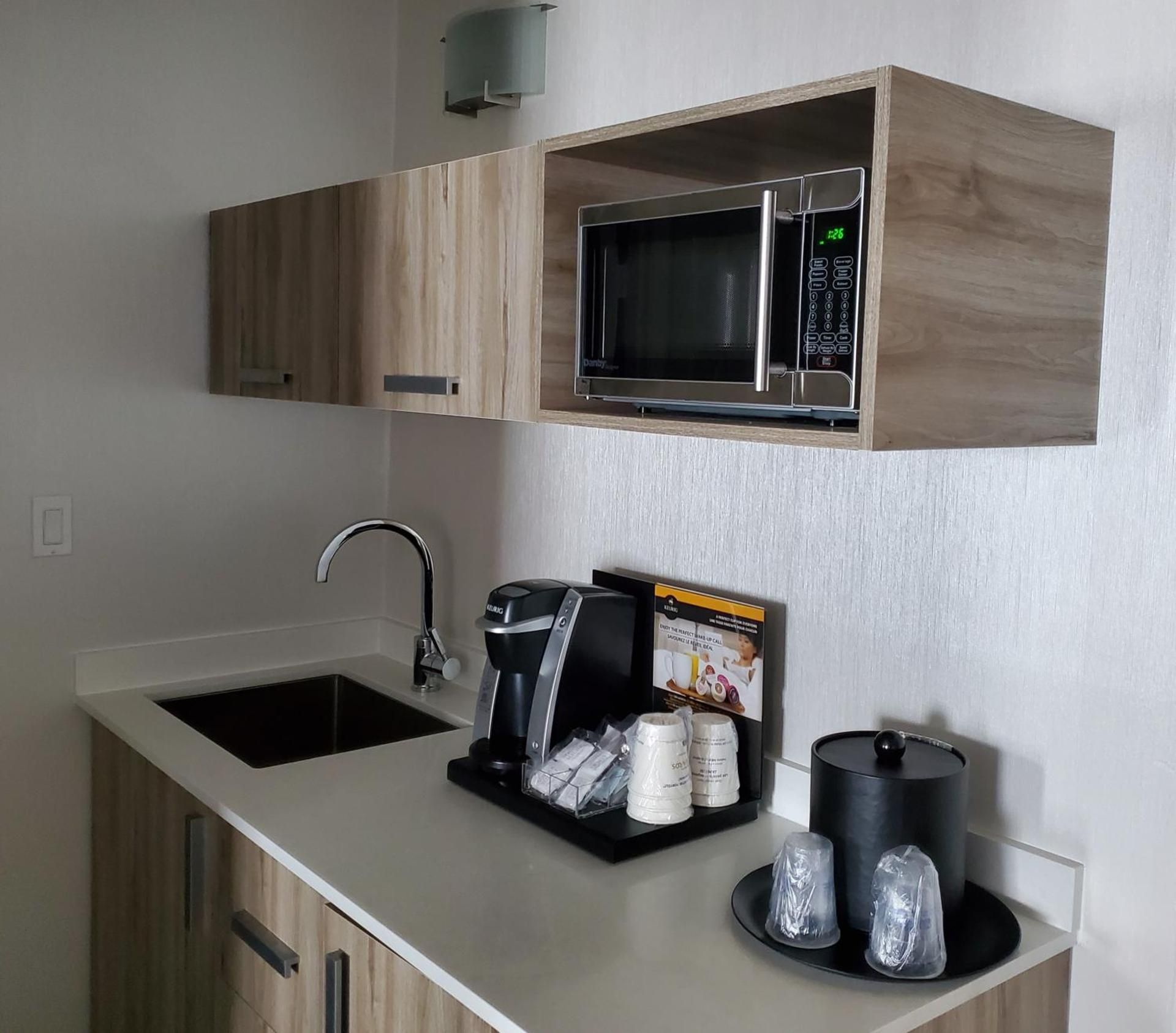 Suite - 1 King Bed, Nonsmoking, Kitchenette, Whirlpool, Sofabed