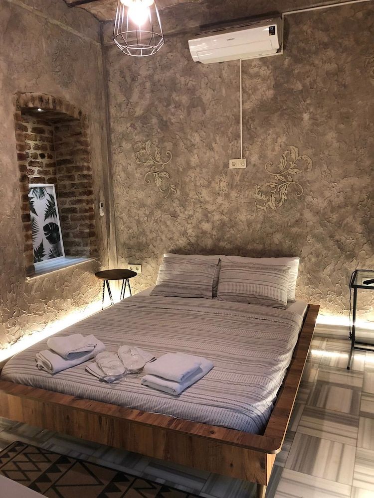 undefined Flats Company - Mujgan Apartment