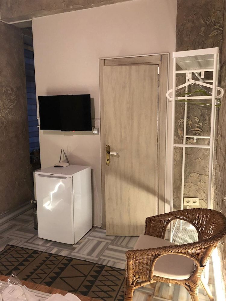 Flats Company - Mujgan Apartment Economy Double Room 4