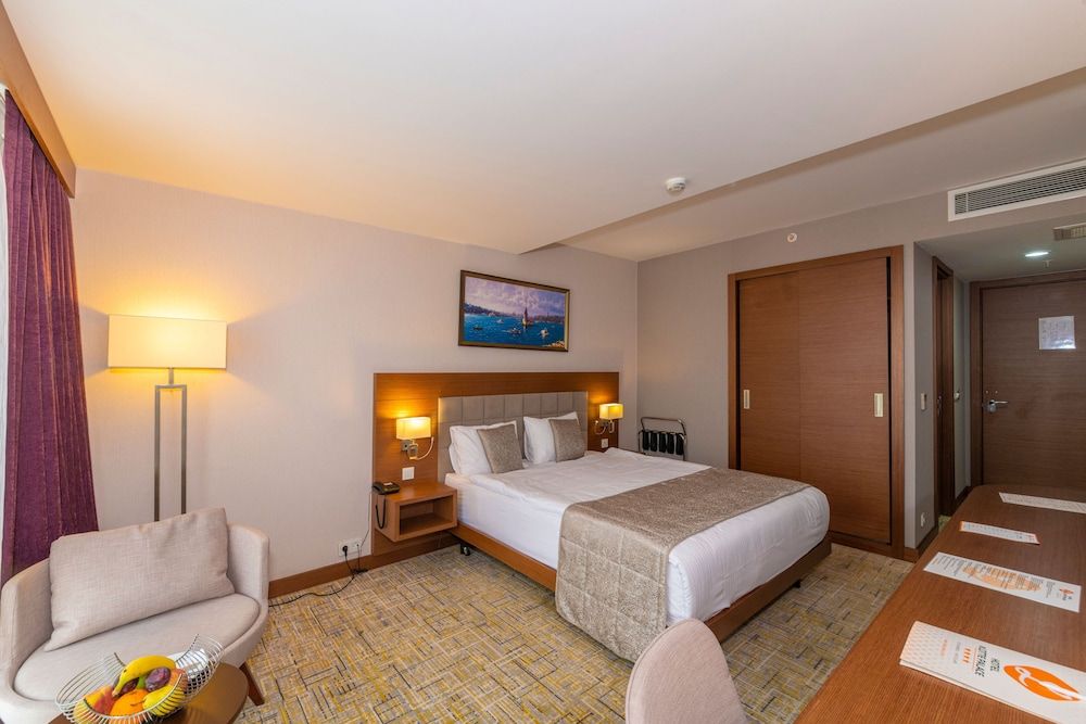 Land Park Hotel Standard Double Room 2