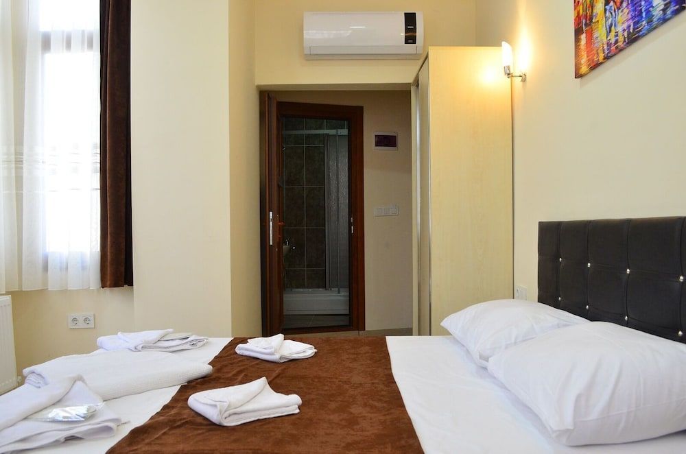 AddresSuitesHotel Standard Double Room 7