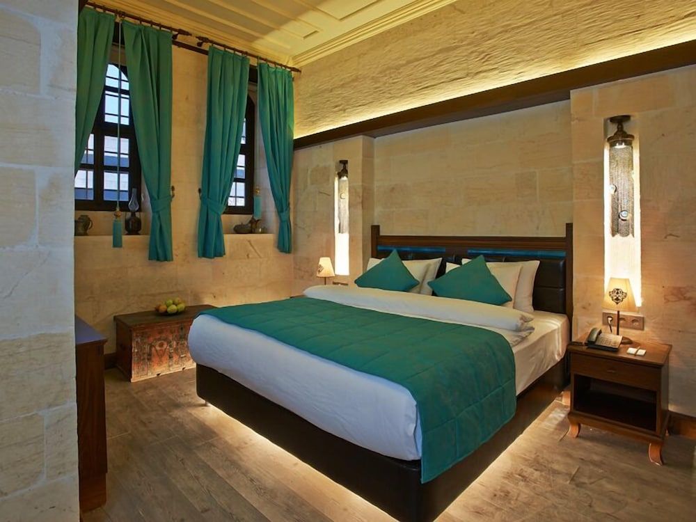 Sirehan Hotel Standard Room 2