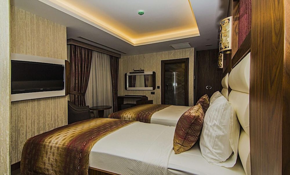 undefined Vertu Hotel