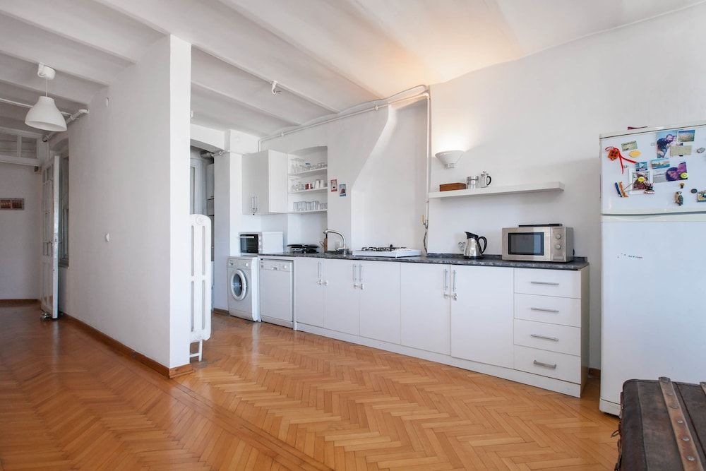 undefined Ev Apartments Cihangir 2