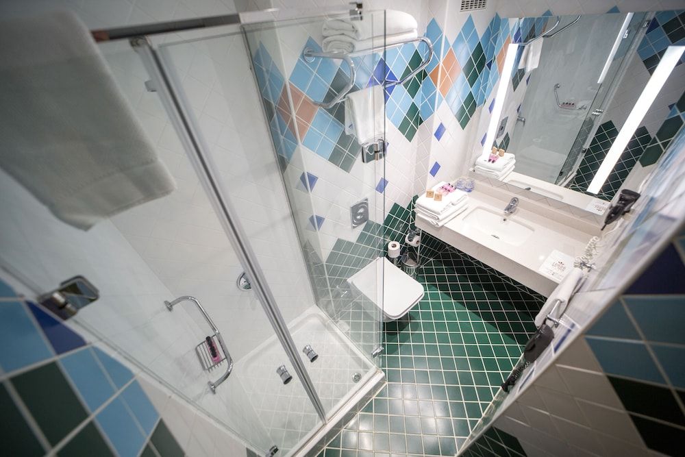 Funda Hotel City Double or Twin Room, City View 8