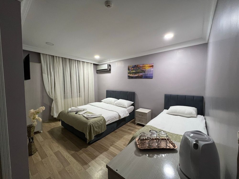 Avsin Apart Hotel Economy Triple Room 7