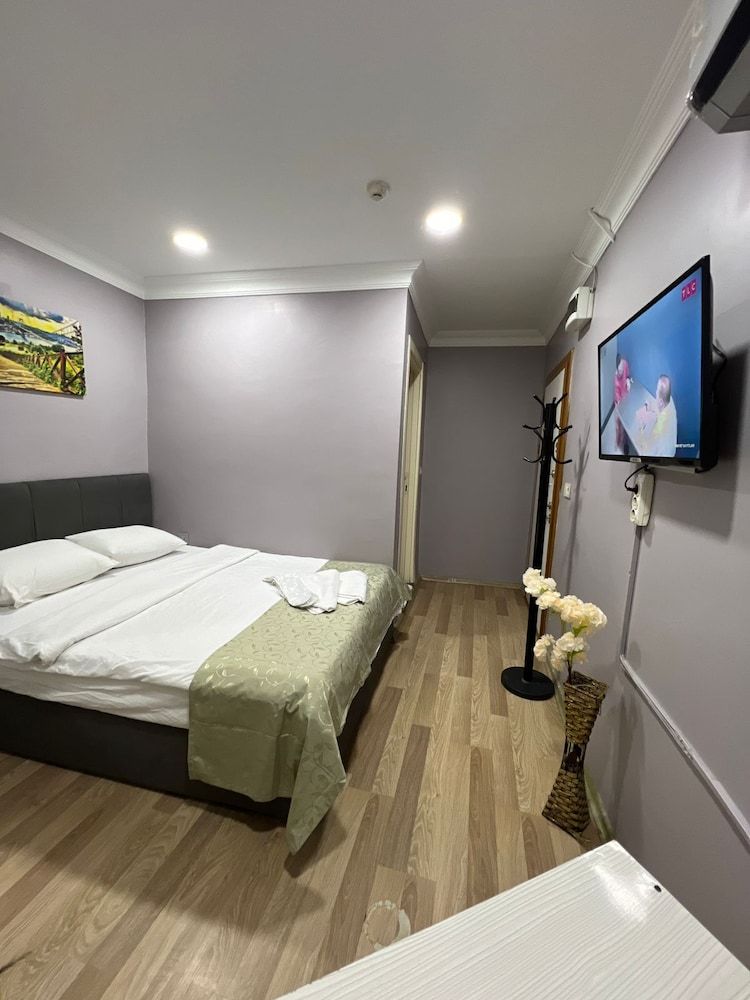 Avsin Apart Hotel Economy Triple Room 5