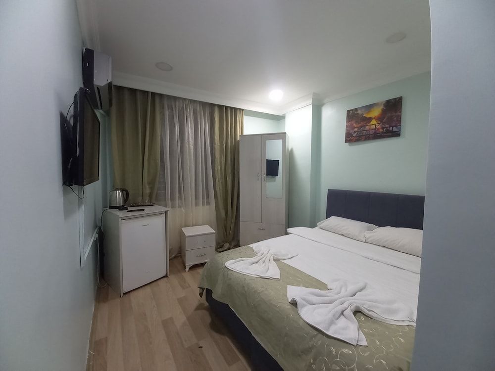 Avsin Apart Hotel Economy Triple Room 28