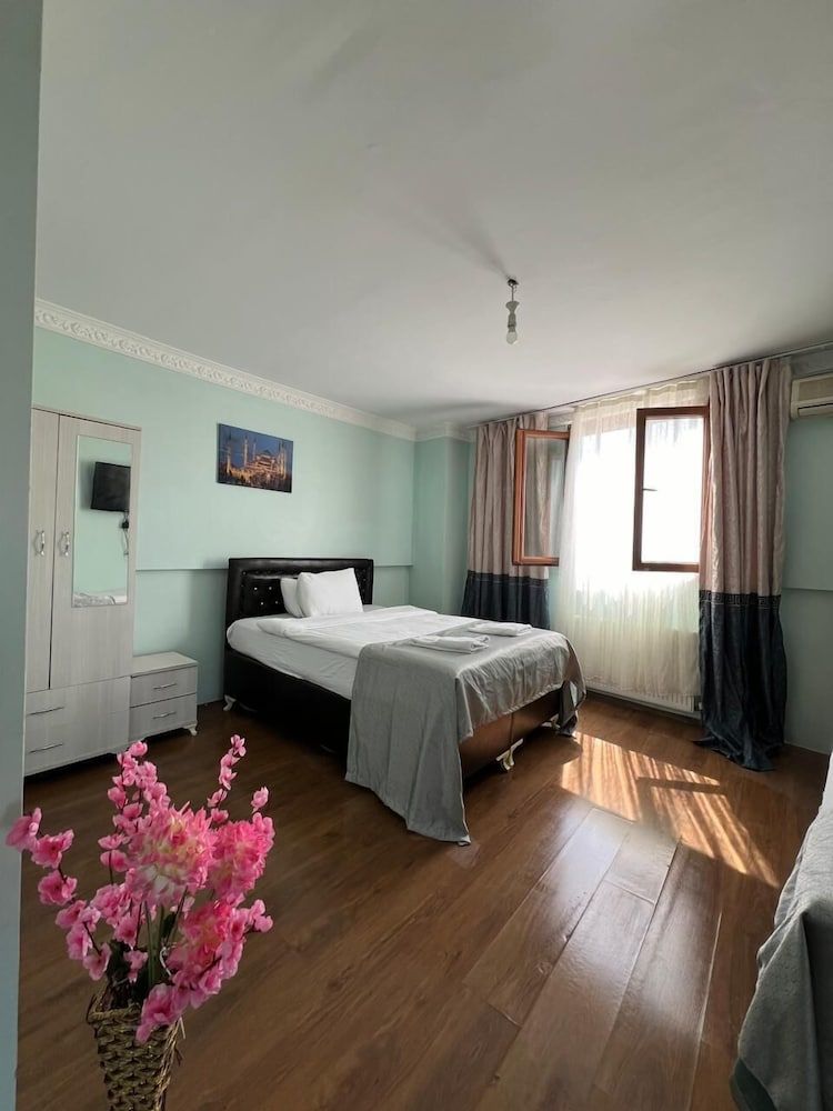 Avsin Apart Hotel Economy Triple Room 21