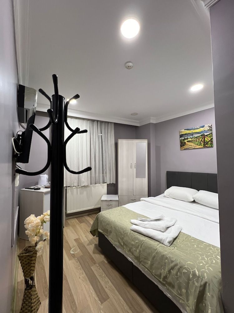 Avsin Apart Hotel Economy Triple Room 14