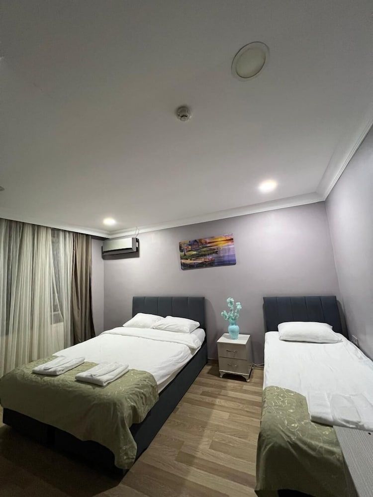 Avsin Apart Hotel Economy Triple Room 4