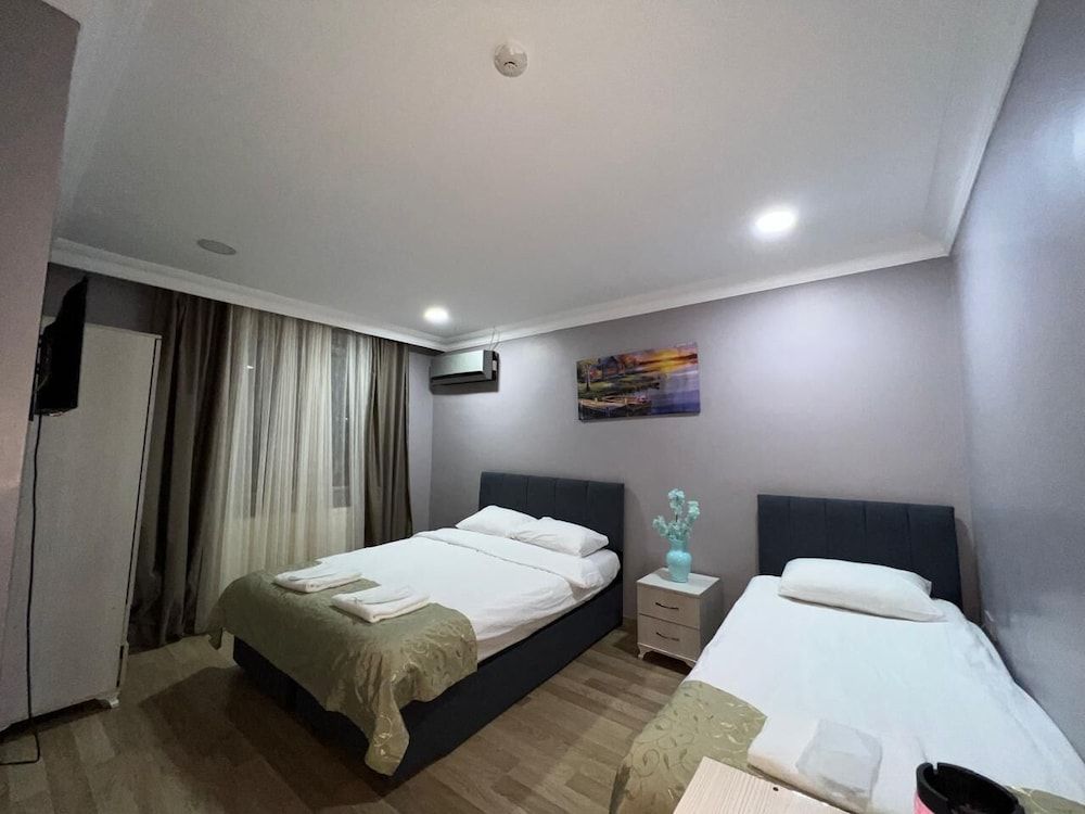 Avsin Apart Hotel Economy Triple Room 13