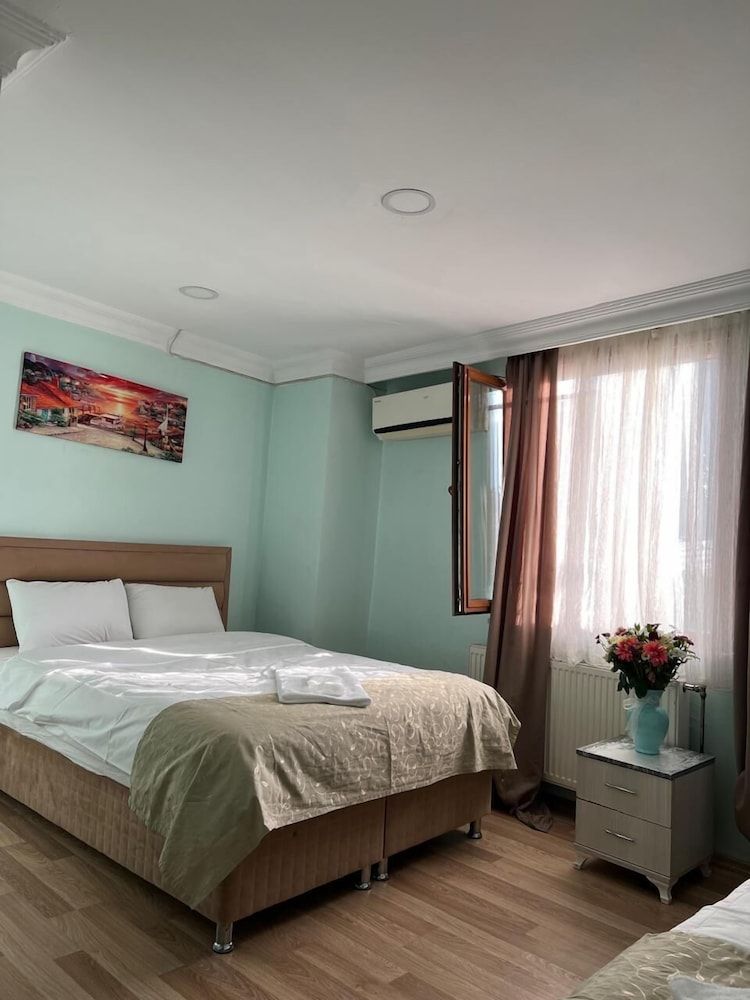 Avsin Apart Hotel Economy Triple Room 11