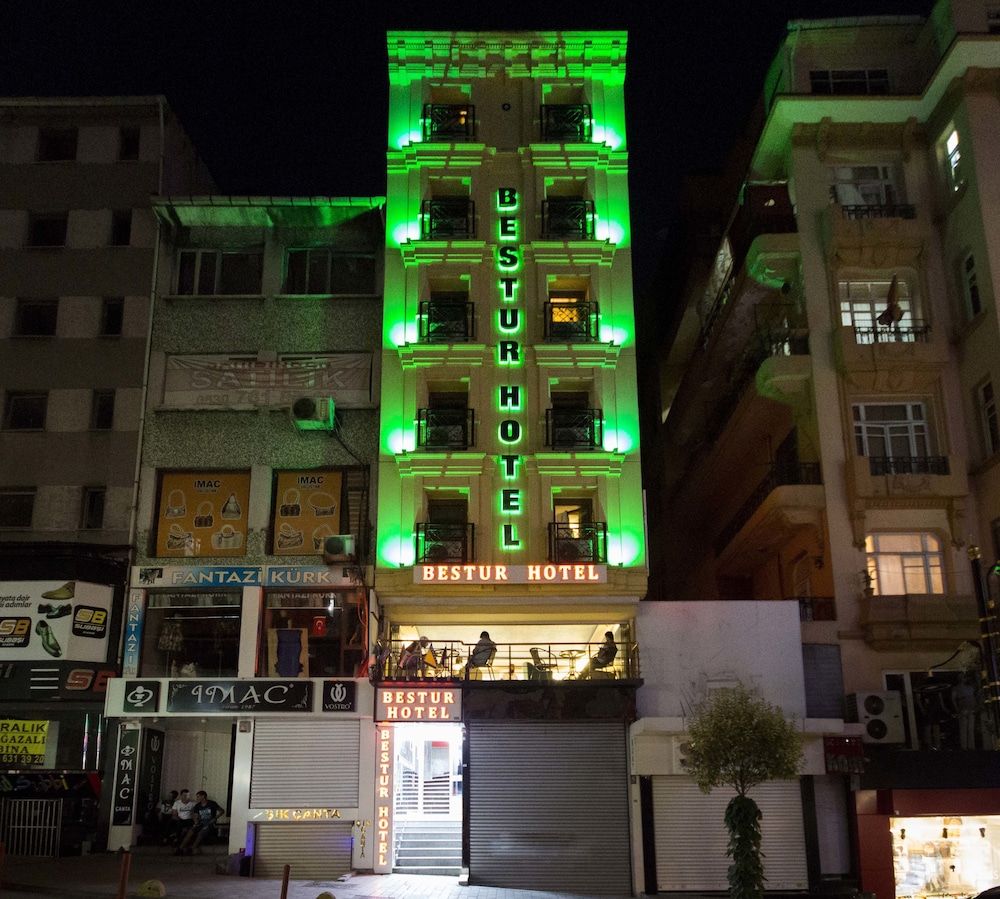 undefined Bestur Hotel 3