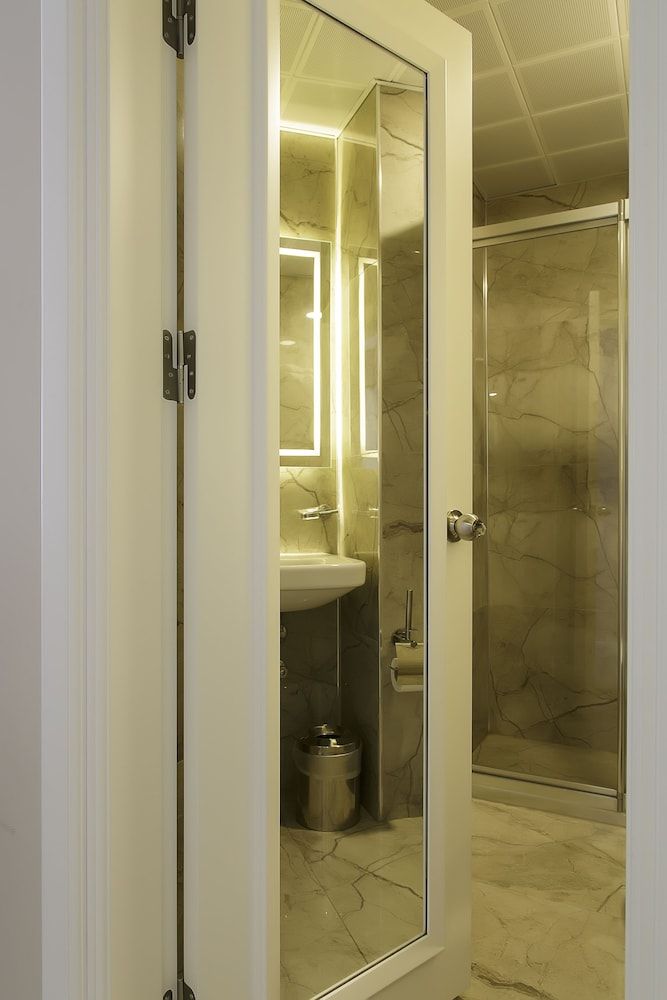 undefined Vatan Asur Otel 6