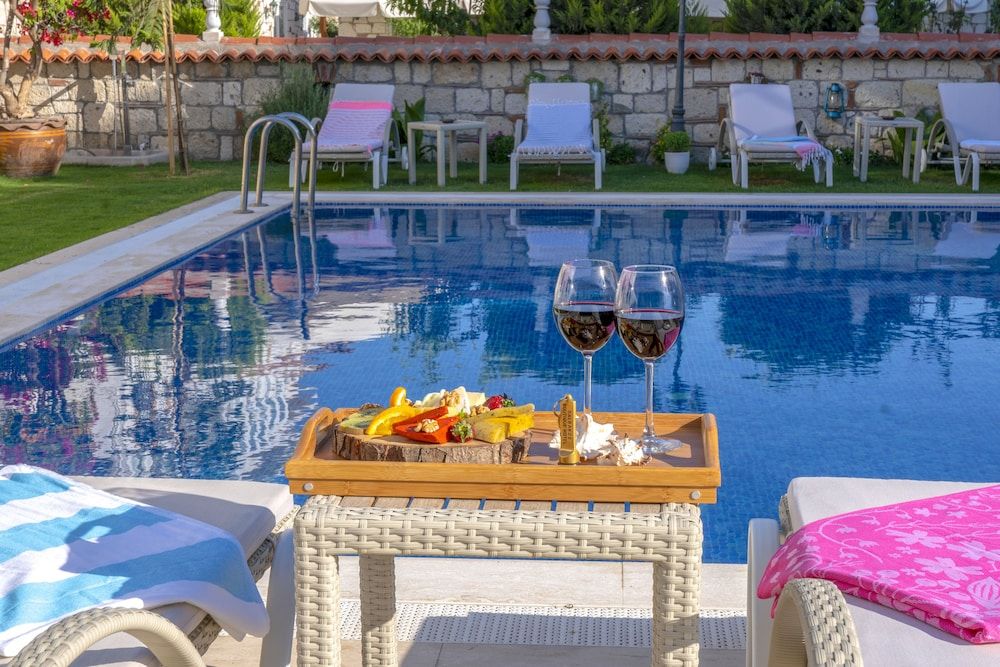 Pool Side Bar