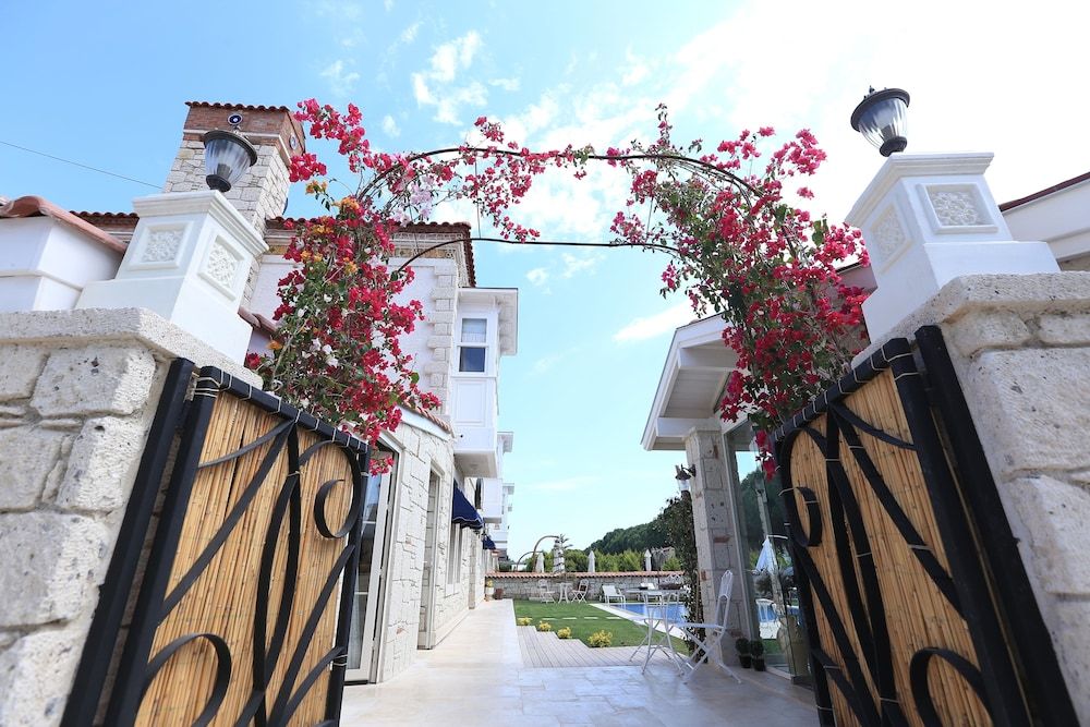 undefined Salbakos Herakleia Boutique Hotel 4
