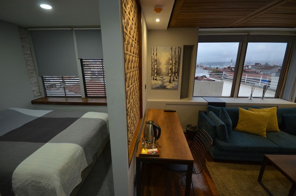 undefined Unver Galata Apart 3