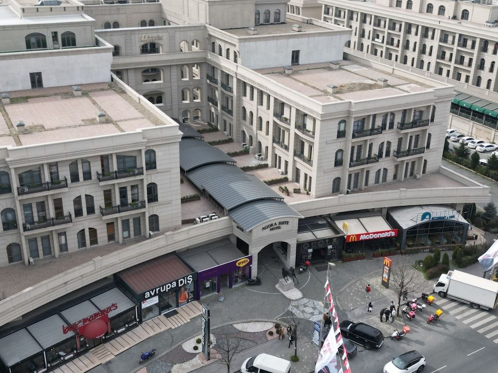 undefined Agora Suites 7