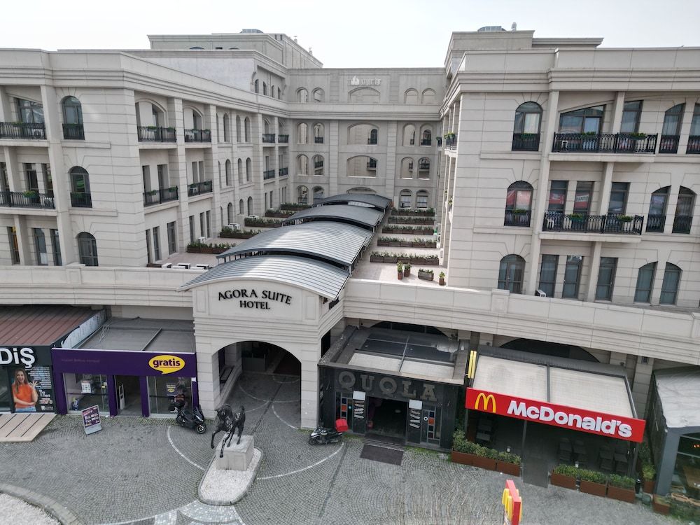 undefined Agora Suites 5