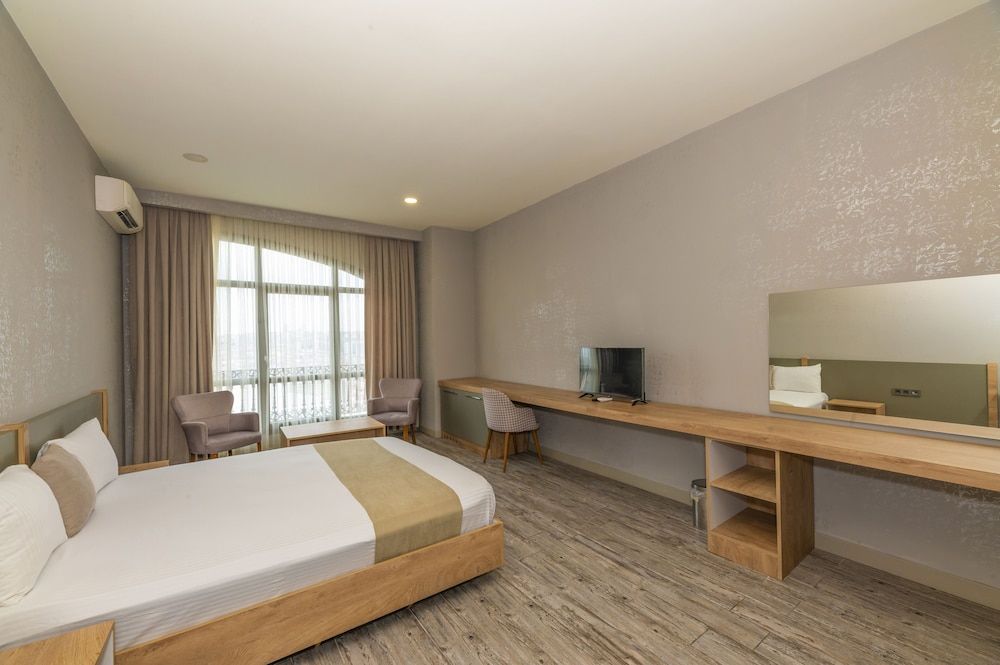 undefined Agora Suites 7