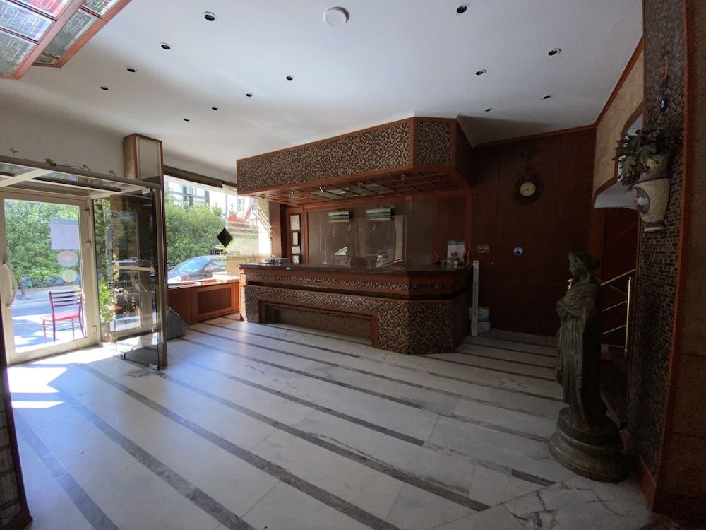 undefined Hotel Monopol