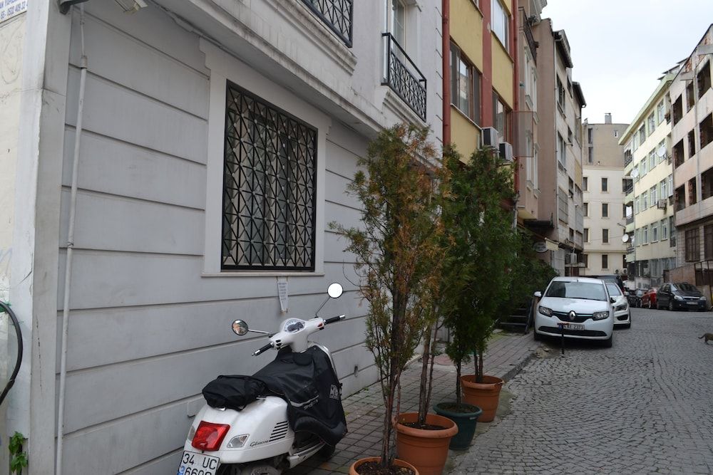 undefined Seven Days Hotel 2